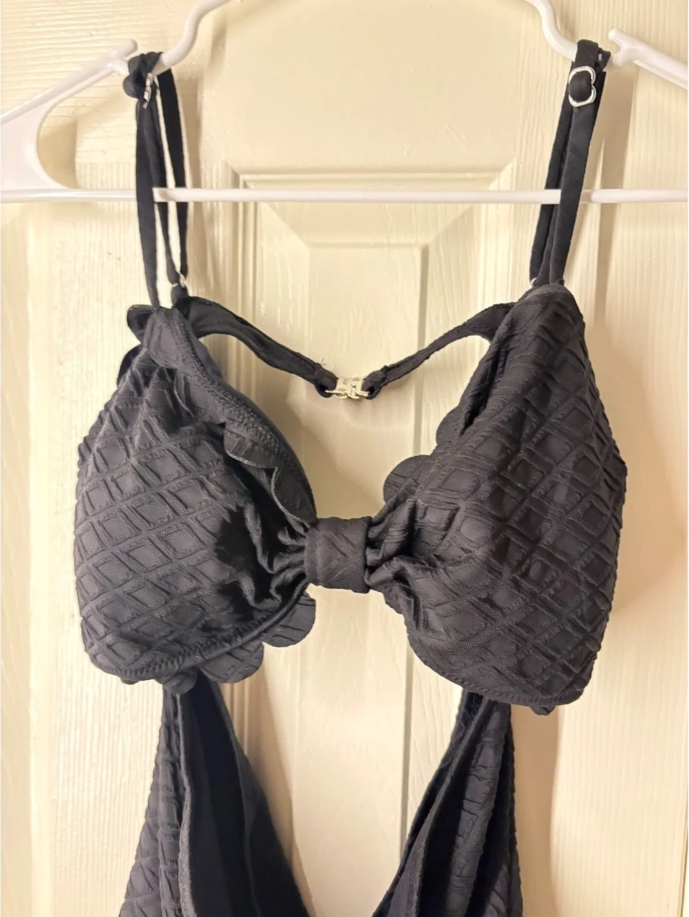 Brand New Black Textured One-Piece Swimsuit with Scalloped Edges - Size XL